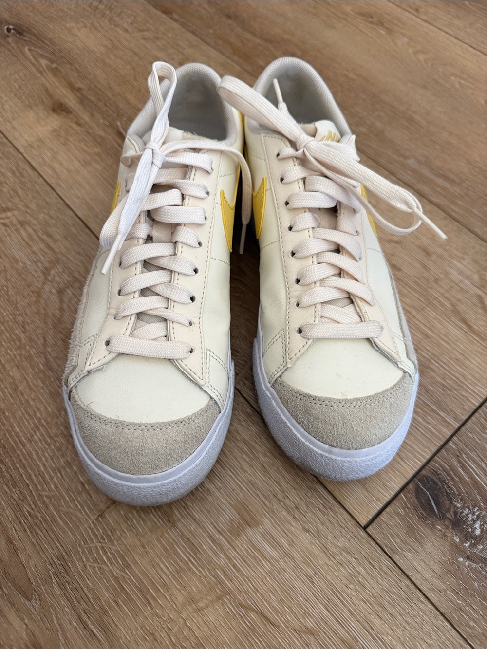 Nike Women's Cream and Yellow Low-Top Sneakers